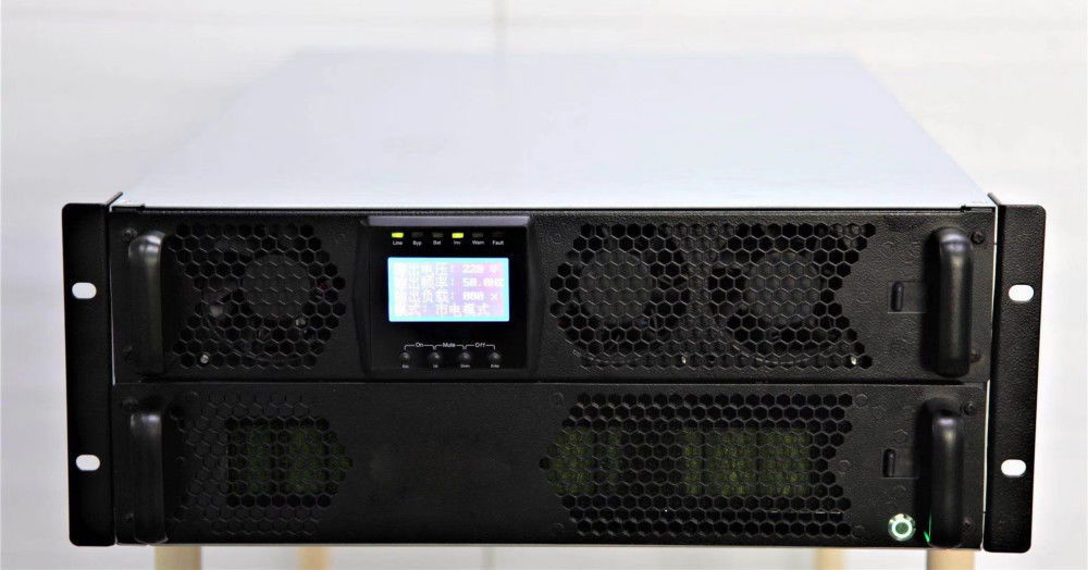 2700W SNMP UPS 무정전 전원 공급 장치 230VAC 리튬 분배